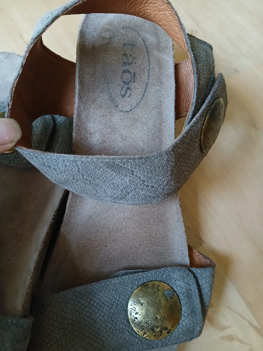 Taos Footwear Gray Suede Slide Sandals with Brass Accents 9-9.5